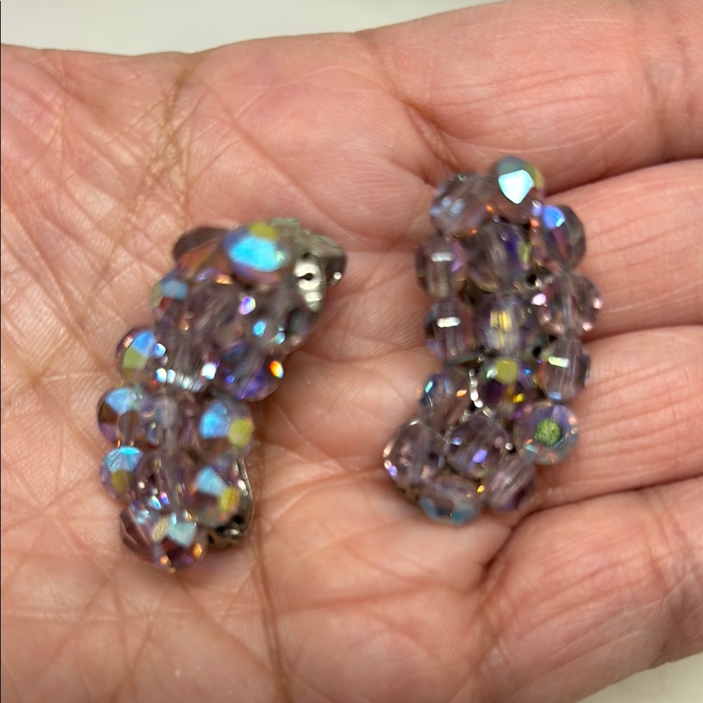2pair, beautiful Iridescent beaded Clip-On Earrings